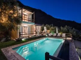 Villa Meliti - private villa with stunning seaviews, infinity pool, close to the beach
