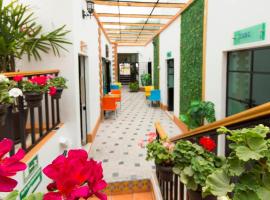 HOTEL DOÑA CARLOTA´S MFJ, hotel in Querétaro