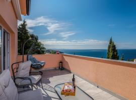 Nice Apartment In Stara Baska With Kitchen, luxury hotel in Stara Baška