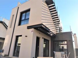 Villa with private pool Villamartin