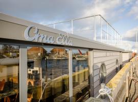 exclusives Hausboot "Oma Ella", hotell i Heiligenhafen