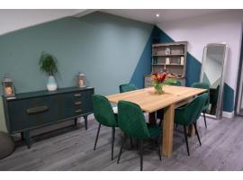 Ideal Lodgings in Baxenden: Accrington şehrinde bir otel