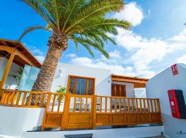 Luxury Villas Anjomacar, hotel en Teguise