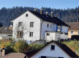 Ferienwohnung Kußmaul, obiteljski hotel u gradu 'Alpirsbach'