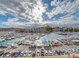 Blue Harbour, Marina View 2 Bedroom Apartment