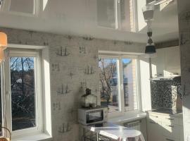 Home for your vacation 1-bedroom apartment、ナルヴァ・ヨエスーのホテル