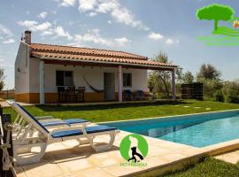 Monte Quinta Verde, hotel with pools in Ferreira do Alentejo