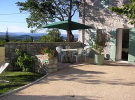 Les Templiers, maison de vacances à Berrias Et Casteljau