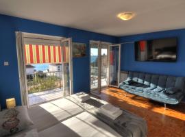 Apartments Kety - Central heating, beach hotel in Crikvenica