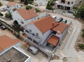 Gavran Apartment Vinjerac, hotelli kohteessa Vinjerac