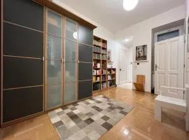 Vienna Design Apartment by Rabe - kostenfreier Parkplatz & Netflix & Coffee-Bar - nahe Schloss Schönbrunn