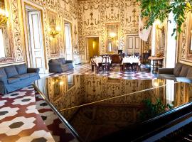 Decumani Hotel De Charme, hotel in Naples