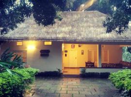 Viesnīca Davis Farm House pilsētā Maraiyūr, netālu no apskates objekta Indira Gandhi Wildlife Sanctuary and National Park