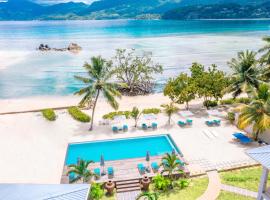 Pineapple Beach Villas, hotel in Baie Lazare Mahé