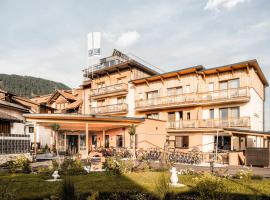Hotel Samerhof, hotel v Tröpolachu