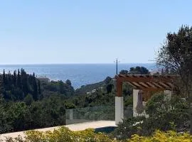 Seaview villa with private pool & gardens near Benagil Beach