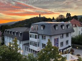 Königshof Bed and Breakfast: Königstein im Taunus şehrinde bir otel