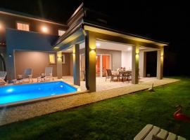 Villa Robert Kastelir