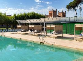Balneari Vichy Catalan, hotel near Water World, Caldes de Malavella