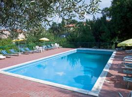 Apartment Vacanza L'Olivo by Interhome, hotell i Paciano