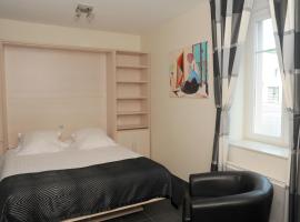 Aux Jardins de L'Isle, hotell i Vienne