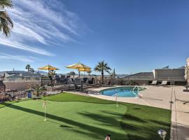 Pool and Lake Havasu Views Gorgeous Desert Escape!, hotel v destinaci Lake Havasu City
