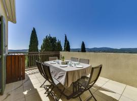 Apartment Les Terrasses de Grimaud by Interhome, lyxhotell i Grimaud