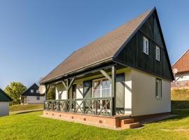 Holiday Home Holiday Hill 38 by Interhome, hotelli kohteessa Čistá