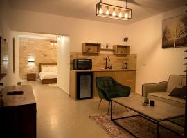 Ran suites, hotel v destinaci Mas'ada