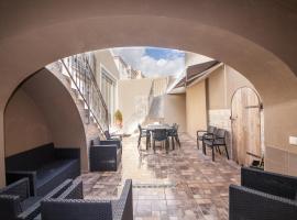Casa Bela, ξενοδοχείο σε Estombar