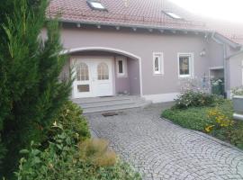 Ferienwohnung Lang, holiday rental in Nittenau