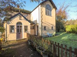 Ashfield Studio, villa in Usselby