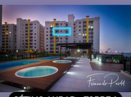 Excelente apartamento pé na areia, Hotel in Barra Velha