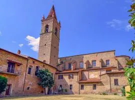 1 Bedroom Gorgeous Apartment In Arezzo