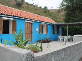 Casa Pé di Polon holiday home, villa in Picos