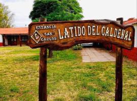 Estancia San Carlos, séjour à la campagne à Luan Toro