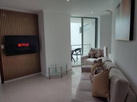 Suite exclusiva con balcón y maravillosa vista、グアヤキルのアパートメント
