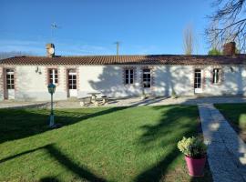 gite le plessis, vacation home in Saint-Urbain