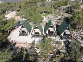 Patara Bungalov Houses 1 – hotel w pobliżu miejsca Plaża Patara w Kaş