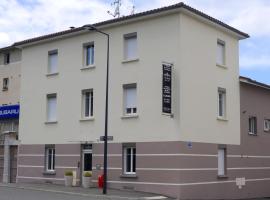 A la Suite du Jardin de l'Isle, apartment in Vienne