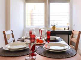 Lisbon Flower 360º - Your Lovely Flat with Pool and Parking, Hotel in Lissabon