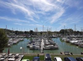 La Maison du Port, hotel in Mortagne-sur-Gironde