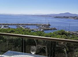 Depto Ambiente Privado con Vista al Mar, hotel in Concón