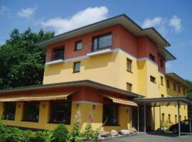Hotel Friedrichs, hotel v destinaci Neumünster