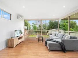 Big Stylish 3 bed house with Free Parking