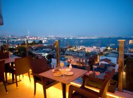 Ferman Hotel Old City -Special Category، فندق في إسطنبول