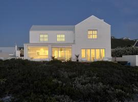 Yzer Beach House, hotel ramah hewan peliharaan di Yzerfontein