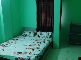Aashray Rooms, готель у місті Індаур
