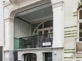 Spacious Belle Epoque House with free parking