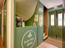 Sintra Green Chalet Bed & Breakfast, hotelli Sintrassa